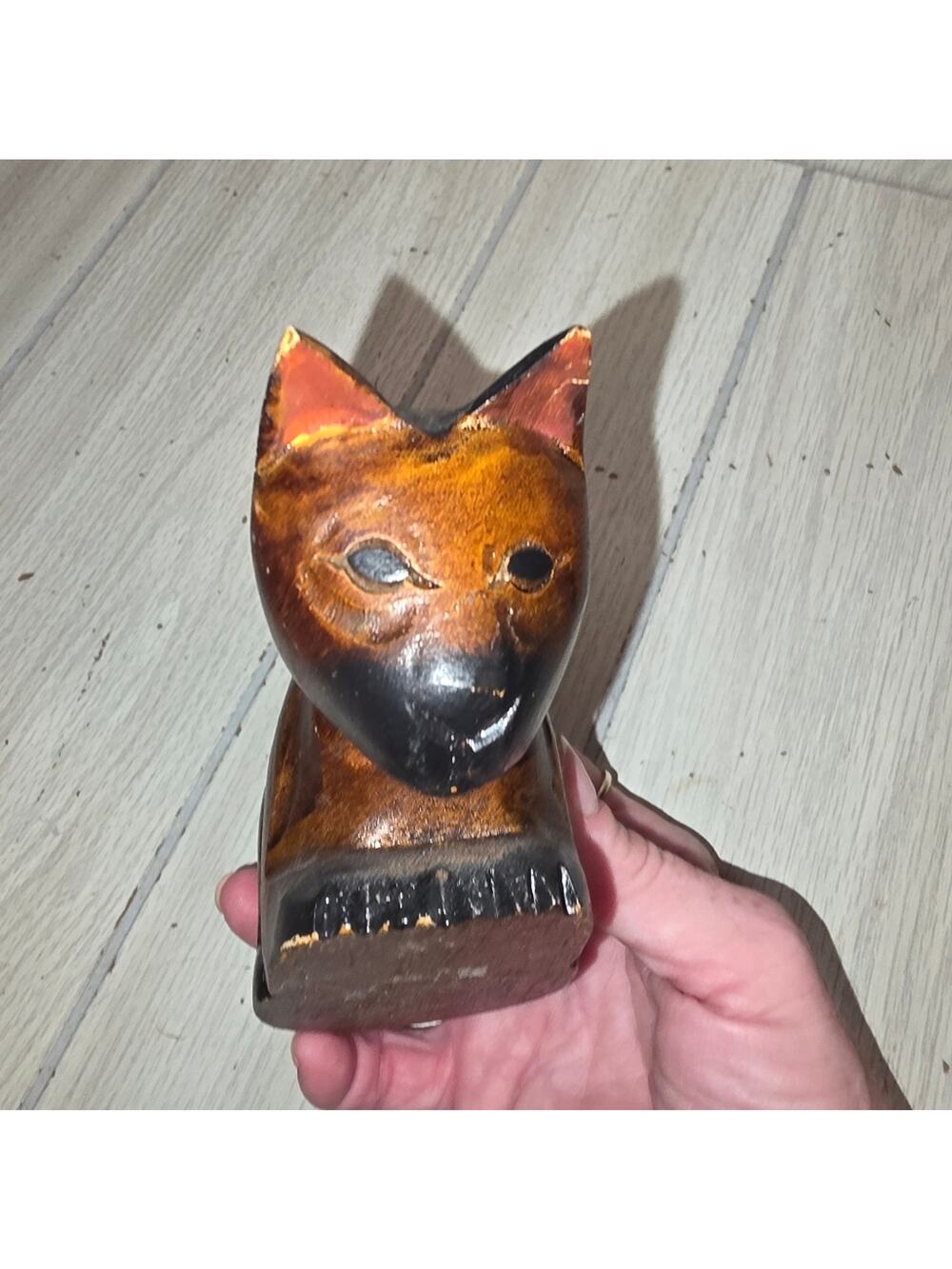 Vtg Wooden Carved Siamese Cat Laying Down Pouncing Kitten Whimsy Folk Art